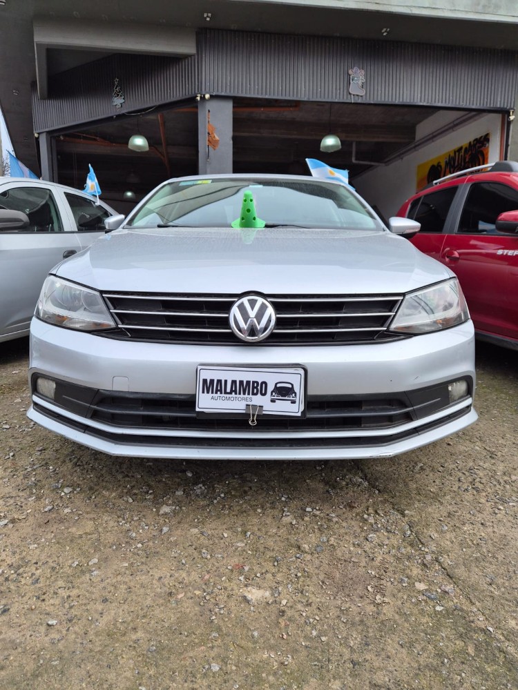 Volkswagen Vento 2.5 Advance Plus 170 CV — foto 5